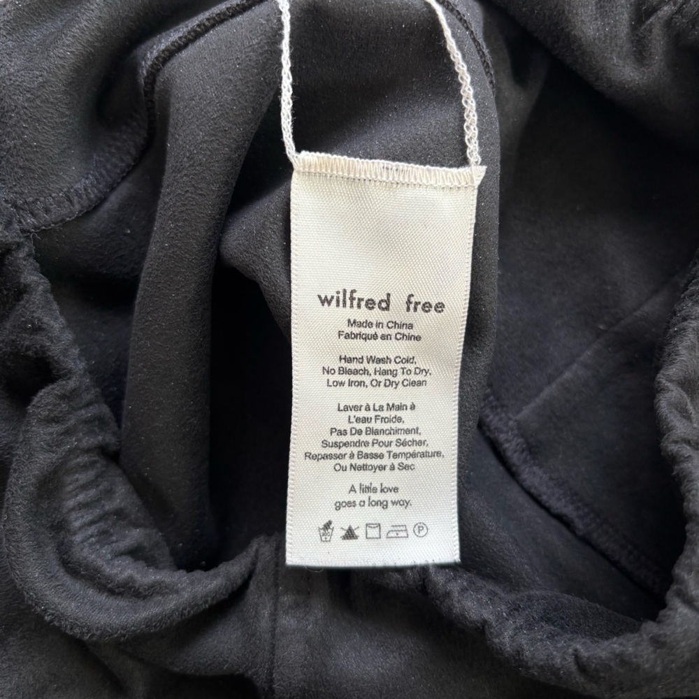Aritzia Wilfred Free Daria Vegan Suede Legging, black, size small - Picture 4 of 5